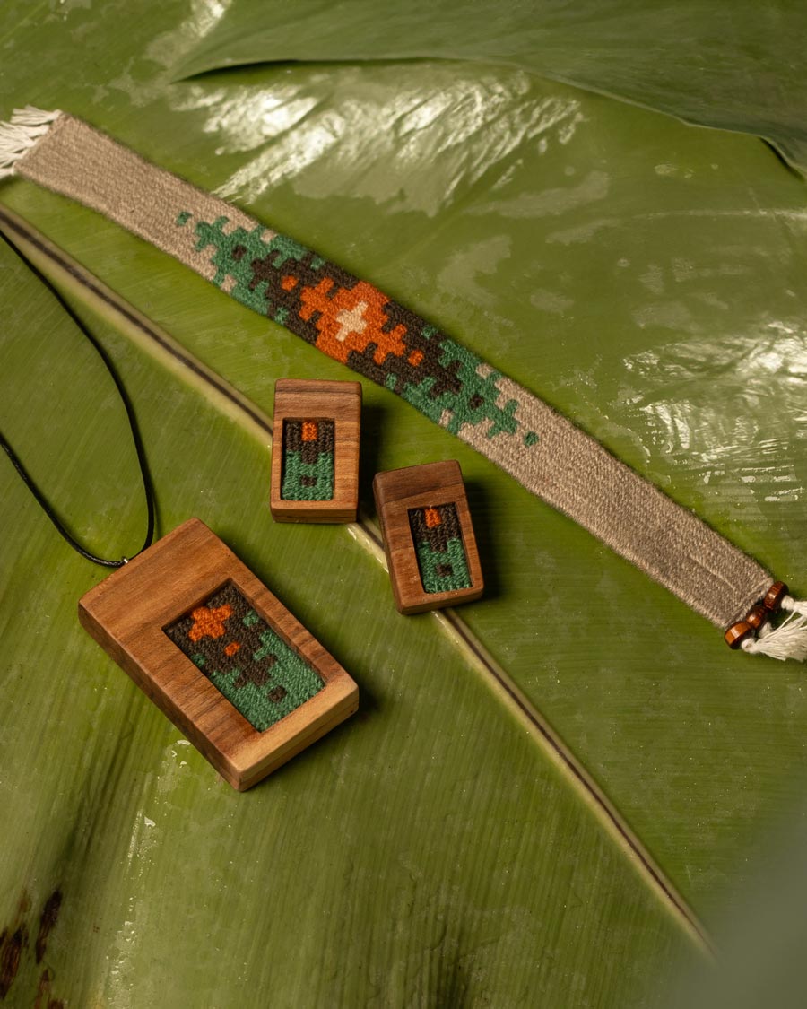 Emerald Frame Kilim Jewellery Set | LaLan Handmade Kilim & Walnut